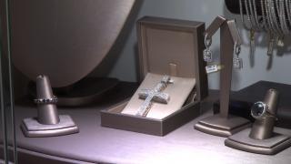 Bijuteriile au fost printre cele mai căutate dovezi de iubire, de Valentine's Day. Care au fost cele mai populare cadouri