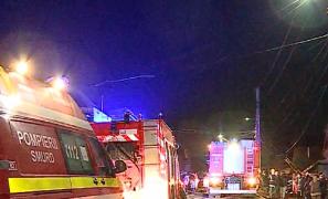 ''Nu mi-a rămas nimic.'' O femeie de 60 de ani din Mureş a rămas pe drumuri, după ce casa i s-a făcut scrum