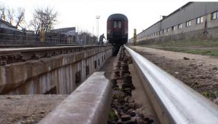 CFR vrea să scumpească biletele de tren. Principalul motiv invocat de CFR: costuri cu 200% mai mari pentru energia electrică