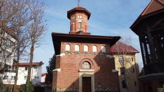 Secretul bine păstrat din centrul Capitalei. Cea mai mică dintre catedralele lumii păstrează amintirea istoriei tumultoase