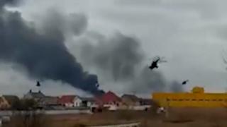 Momentul în care rușii intră în Kiev pentru un asalt cu rachete GRAD. Elicoptere filmate lângă oraș. VIDEO