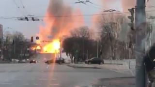 Capitala Kiev, sub atac înainte de negocierile pentru pace. Președintele Zelenski: "Opriți bombardamentele"