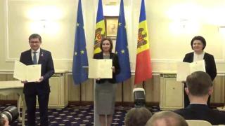Maia Sandu a semnat cererea de aderare a Moldovei la Uniunea Europeană, în același timp cu Georgia