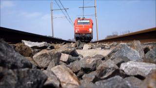 România riscă să piardă banii europeni pentru investiţii. Termenele limită pentru autostrăzi sau căi ferate sunt respectate tot mai greu