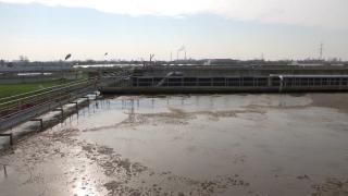 Câştig dublu pentru un mare oraş din România. Deşeurile de la staţia de epurare devin energie termică şi electrică