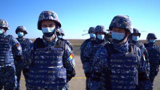 Pregătiri în caz de război în România. "Oamenii de rând ar veni a patra forţă a armatei"