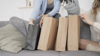 Consecinţă neaşteptată a războiului din Ucraina: se prefigurează o criză de hârtie