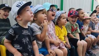 Şcoala din Odessa, mutată la Bucureşti: 200 de copii vor să îşi continue studiile în Capitală