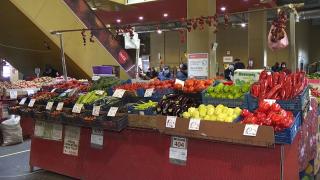 Ce caută românii pe Monitorul Preţurilor. 6 din 10 căutări de alimente sunt pentru ulei