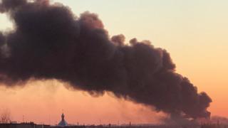 Norul toxic din Ucraina ameninţă şi România. Recomandarea medicilor pentru zilele următoare