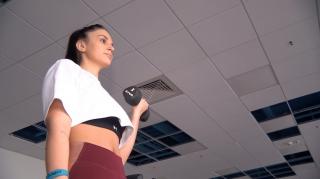 Sportul ne antrenează şi mintea, nu doar corpul. Efectul unui stil de viaţă sănătos asupra psihicului