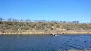 Scafandrii militari caută în Canalul Poarta Albă Midia - Năvodari arma militarului care a fost atacat în post