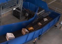 Comenzile online mai scumpe, după ce firmele de curierat au anunţat că măresc tarifele