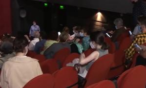 Anchetă la TNB. Spectatorii au primit o revistă care promovează idei naţionaliste şi antisemite