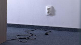 Românii au rămas fără bani pentru plata întreținerii. Ce riscă cei care nu achită facturile 3 luni la rând