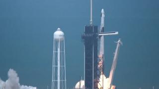 55 milioane de dolari pentru o călătorie în spațiu de opt zile cu capsula lui Elon Musk