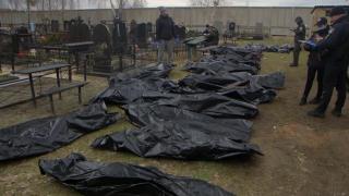 Poliția din Bucha a inspectat cadavrele civililor uciși. Voluntar: ”Unii sunt împușcați în cap, legați la ochi și la mâini”