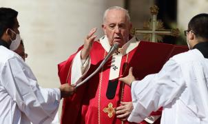 Papa Francisc, mesaj puternic în Duminica Floriilor: "Lăsaţi armele şi începeţi un armistiţiu de Paşte. Dar nu ca să reluați lupta"