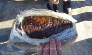 38 de kilograme de opiu, descoperite în maşina unui cetăţean turc la frontiera Calafat