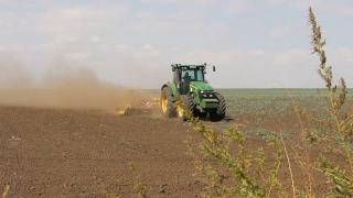 Domeniul în care salariul minim va creşte prin lege la 3.000 de lei. 280.000 de români nu vor mai plăti nici impozitul