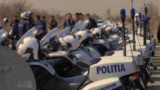 Matematica poliţiştilor din Bucureşti: cumpără motociclete de 20.000 de euro şi dau 8.000 de euro pe lună pe revizia lor