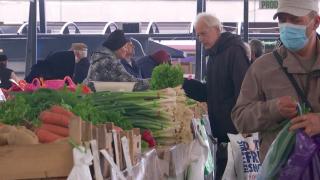 Sâmbăta Mare a început și s-a terminat la cumpărături. Ce produse au românii pe liste pentru masa de Paște