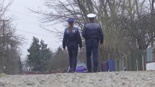 15 persoane, rude între ele, s-au luat la bătaie în prima zi de Paşte. Scandalul a început după ce un bărbat s-a îmbătat la masa festivă