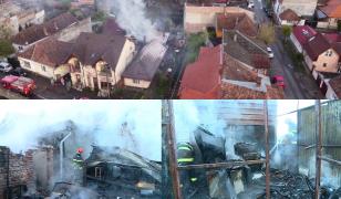 IMAGINI DRONĂ. Incendiu puternic în Târgu Mureş. Două case și un laborator de analize medicale au luat foc