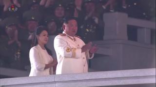 Kim Jong Un, pregătit cu arme nucleare dacă este provocat. Paradă fastuoasă în Coreea de Nord