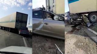 Doi soţi au murit, după ce au intrat cu maşina sub un TIR, pe o şosea din Buzău