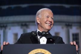 Glume pe seama lui Biden, la dineul corespondenților: "De când sunteţi la putere lucrurile se duc în sus. Prețul la gaze, chiria"