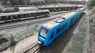 De la trenuri din anii '50, trecem direct la trenuri cu hidrogen, care prind 140 km/h. Ce planuri au cei din Transporturi