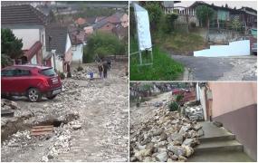 Lungul drum spre casă: "Toate străzile sunt începute, niciuna nu este terminată"