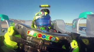 Campionul Formula 1 Lewis Hamilton ar putea fi exclus de la Marele Premiu din Miami din cauza priercingurilor şi a bijuteriilor