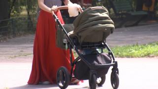 Copile de 10-15 ani, care au dat viaţă: un top alarmant al judeţelor. România are cele mai multe mame minore din UE