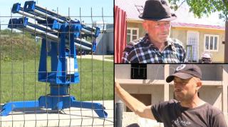 Două lumi diferite, una lângă alta, în Moldova. O comună vrea rachete anti-grindină, cealaltă trage clopotele ca să alunge norii