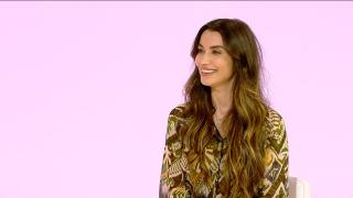 Lili Sandu a lansat o carte pentru proaspetele mămici: "Mi-a fost greu să mă regăsesc după naştere"