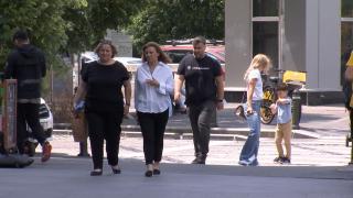 Marea păcăleală a îngheţării angajărilor la stat: Până la 1 iulie, Guvernul se grăbeşte să umple mii de posturi şi să mărească salariile bugetarilor