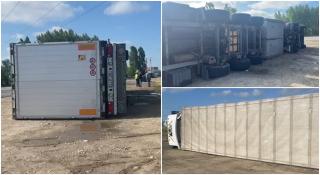 TIR-uri aflate în mers, luate pe sus de vânt și aruncate în afara șoselei, în Timișoara. Șoferii au rămas blocați în cabine