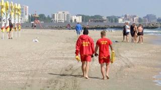 Salvamarii, la datorie pentru siguranţa turiştilor de pe litoral