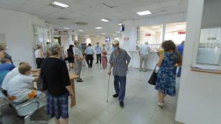 Guvernul a aprobat ajutorul suplimentar pentru români. Peste 3 milioane de persoane vor primi bani în plus