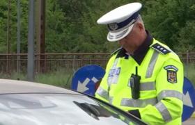 Un şofer a demonstrat că nu a băut alcool, ci s-a șters cu șervețele umede înainte de a sufla în fiolă