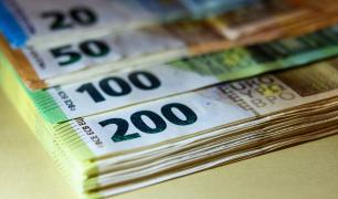 România se pregătește de 15 ani să treacă la moneda Euro, dar nu respectă niciun criteriu. Ce condiții trebuie îndeplinite