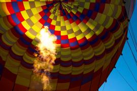 Experiență inedită pentru părinți și copii. Plimbări cu balonul cu aer cald deasupra Capitalei