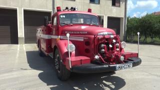 Cum arată cea mai veche maşină de pompieri din România, construită în 1968. "Funcţionează şi în ziua de astăzi"