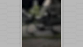 Tânăr de 22 de ani, snopit în bătaie de trei indivizi, unul dintre ei minori, în parcarea unui local din Târgu Neamţ