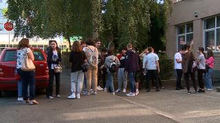 Elevii au ieşit cu lacrimi în ochi după proba de matematică la Evaluarea Naţională 2022. Subiectul al treilea le-a dat bătăi de cap