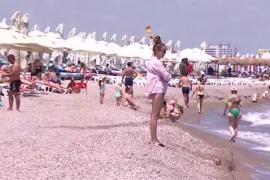 Vacanţă pe litoralul românesc 2022. Mercurul urcă în termometre, la fel ca preţurile. Oferte la malul mării