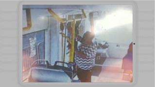 Timişoreanul care a tras maneta de frână a tramvaiului în curbă nu va păţi nimic. "Trebuie adunat şi dus unde trebuie"