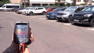 Zi de foc în Capitală! Realitatea de dincolo de 40 de grade: 57 de grade pe asfalt, 67 de grade în mașinile parcate